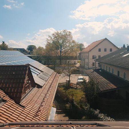 Ferienwohnung 2 Mittig In Vogtareuth Rinser Exterior photo